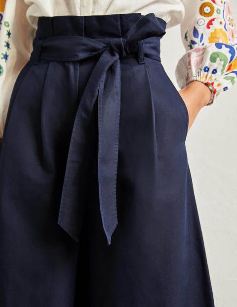 Culotte aus einer Leinenmischung mit weitem Bein - Navy Culotte aus einer Leinenmischung mit weitem Bein - Navy