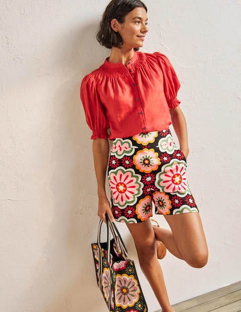 Georgina Linen Shorts - Black, Opulent Daisy Georgina Linen Shorts - Black, Opulent Daisy