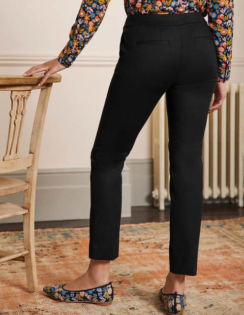 Richmond 7/8 Trousers - Black Richmond 7/8 Trousers - Black