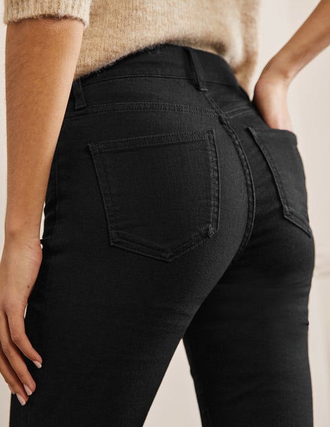 Schmale Jeans mit geradem Bein - Schwarz Schmale Jeans mit geradem Bein - Schwarz
