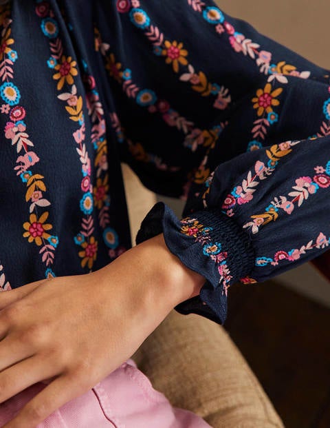 Hemd mit Smokdetail - Französisches Navy, Blüten Hemd mit Smokdetail - Französisches Navy, Blüten