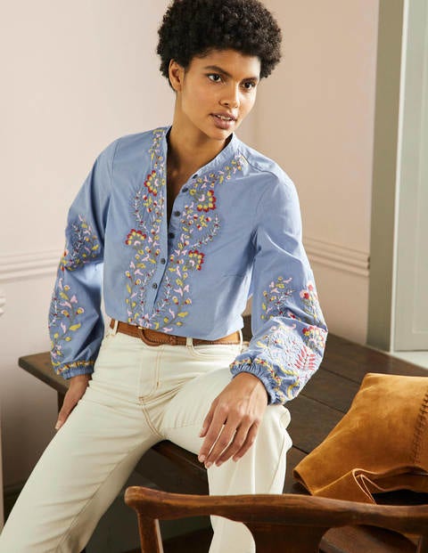 semi fitted blouse