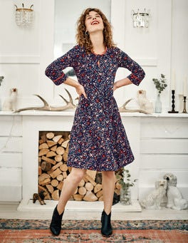 boden relaxed tiered hem shirt dress