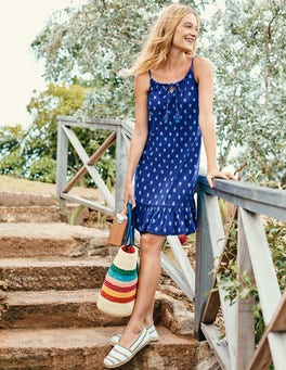 boden relaxed tiered hem shirt dress