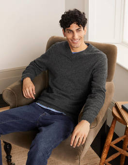 boden mens jumpers