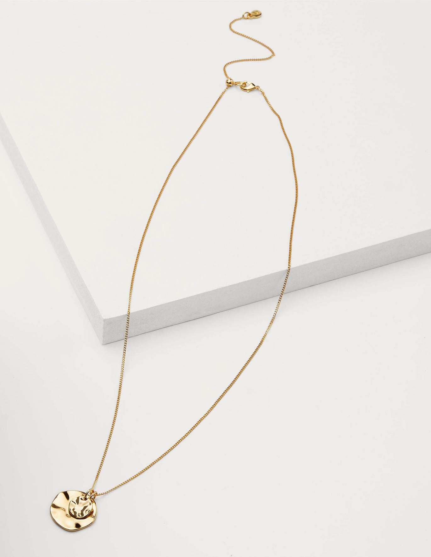 Halskette Mit Gehämmerten Scheiben - Gold