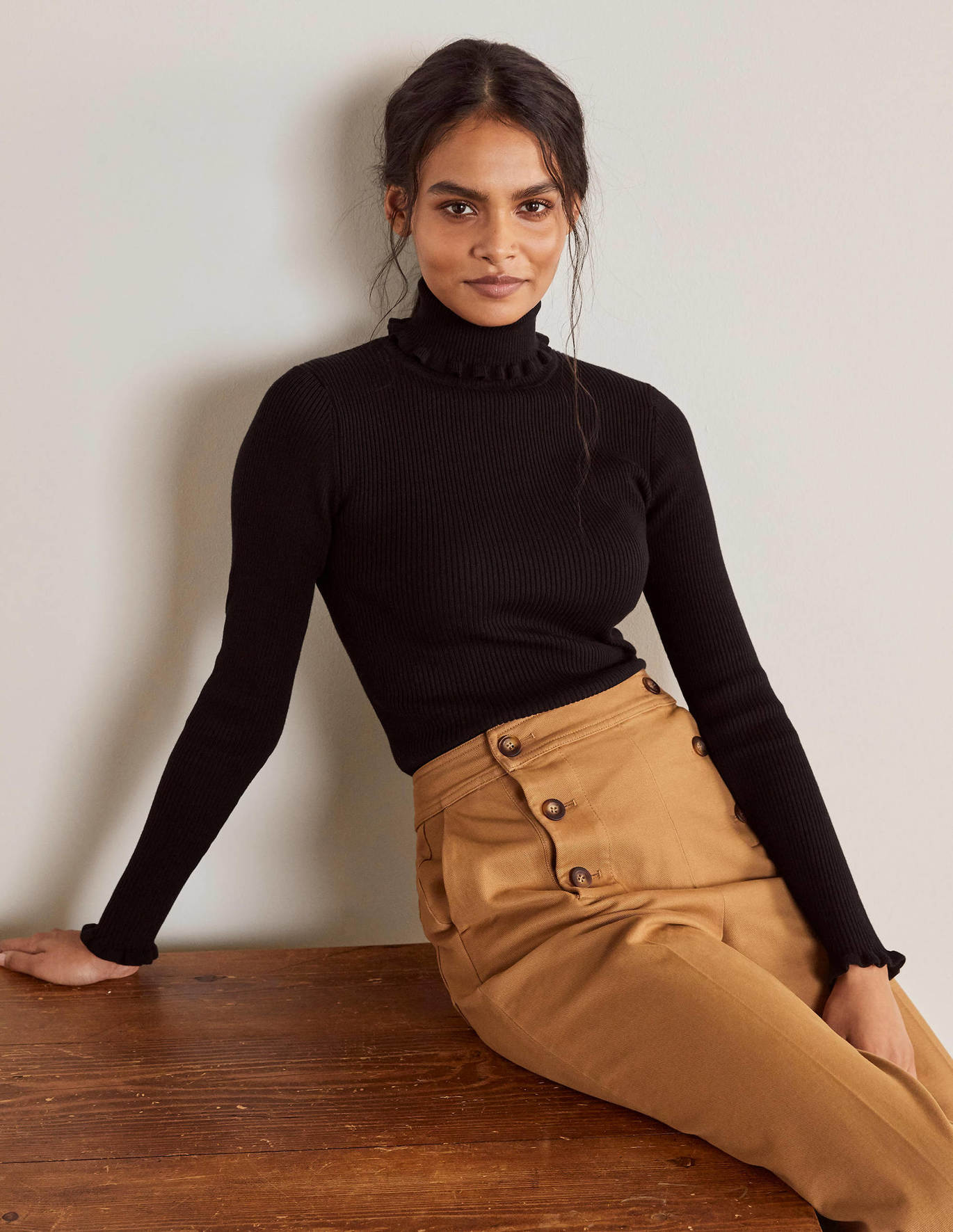 maroon roll neck