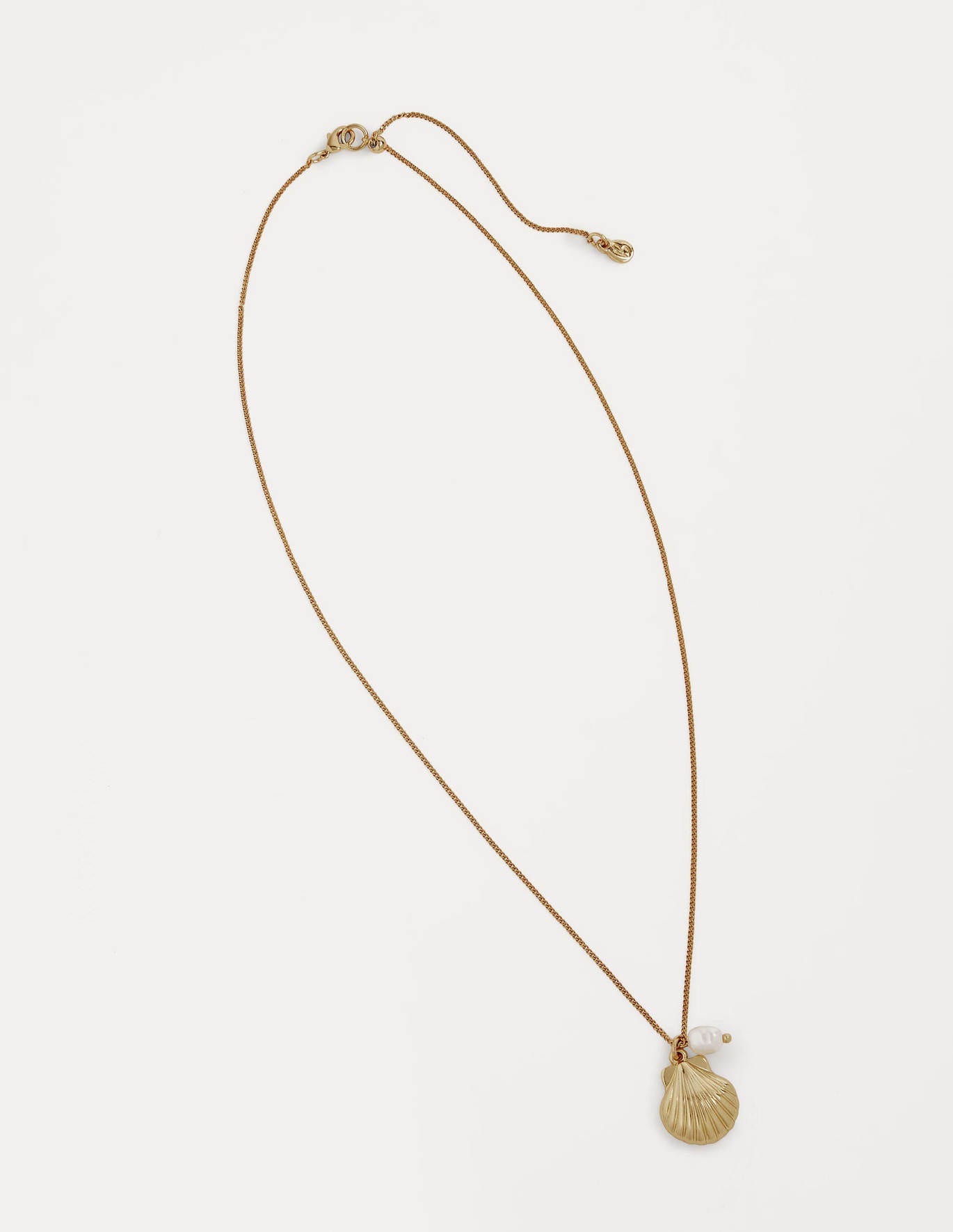 Goldene Kette mit Muschelanhänger