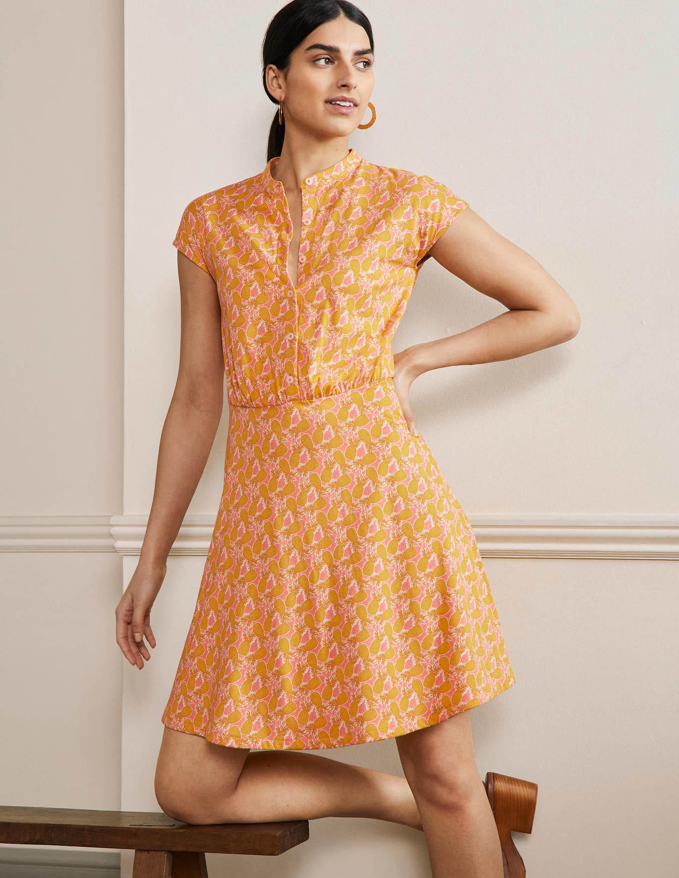 Boden Flippy Jersey Dress - Brioche, Pineapple Cluster