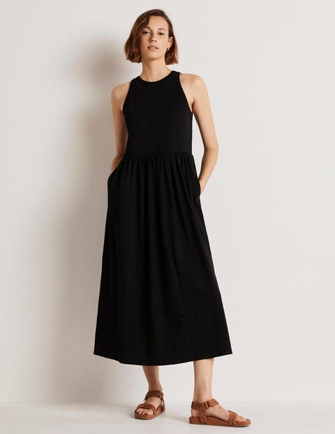 black sleeveless midi dress