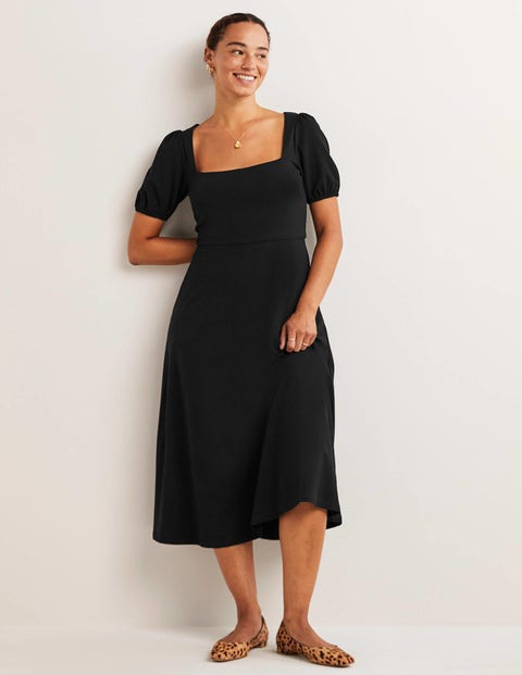 black short sleeve midi dress