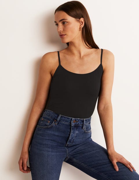 Top 5 Reasons Why You Should Wear This Camisole Bra