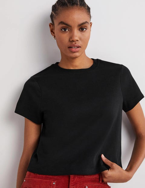 Overeenkomstig met Aan de overkant verbergen Cropped Cotton T-Shirt - Black | Boden US