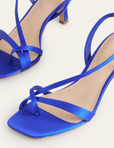 Satin-Sandalen mit niedrigem Absatz - Leuchtendes Blau | Boden AT