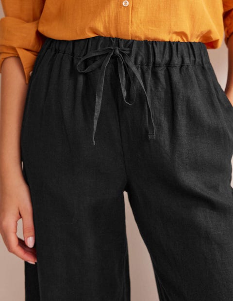 Relaxed Pull-on Linen Trousers - Black | Boden EU