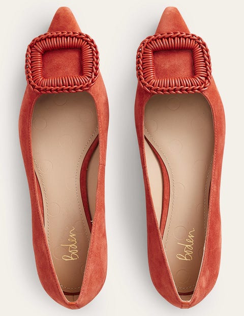 boden pointed flats
