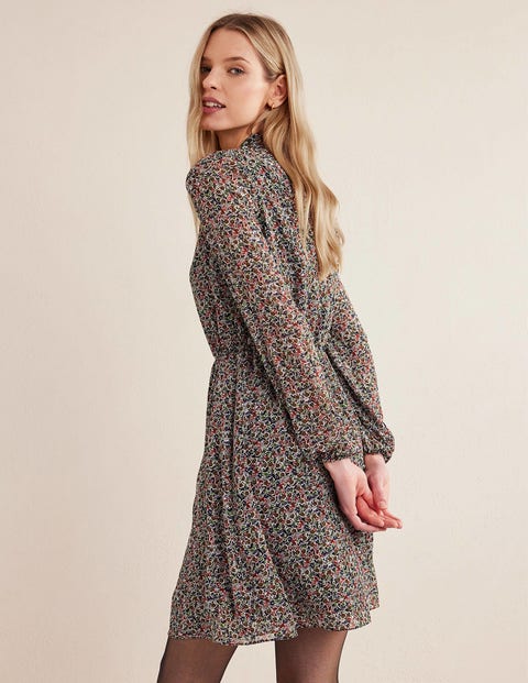 Boden flippy hot sale pencil dress