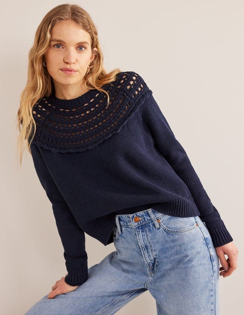 Pull avec empiècement crocheté - Bleu marine | Boden FR