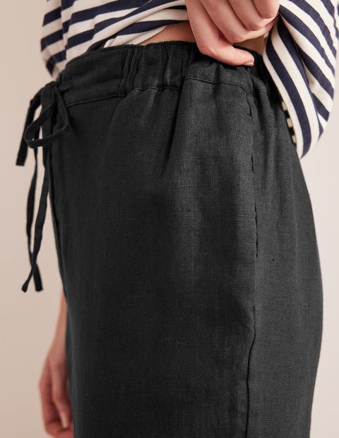 Relaxed Linen Pull On Trousers - Black | Boden UK
