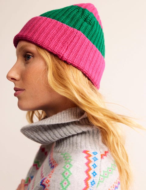 Colour Block Beanie Hat - Vibrant Pink/ Veridian Green | Boden US