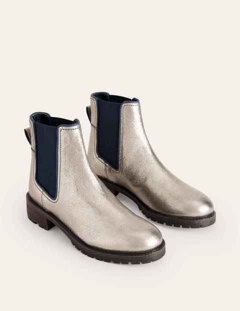 chelsea boots with silver studs