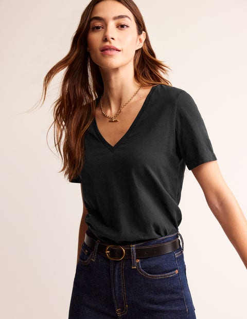 Regular V-Neck Slub T-shirt - Black | Boden US