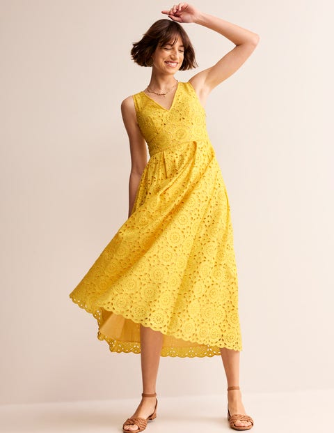 Summer Dresses ~ Boden Sale Store For Womens & Mens ~ NicDeGrootArt