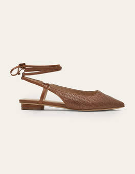 pointed tan flats