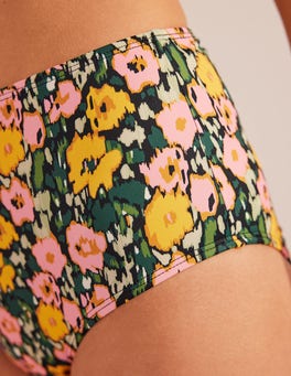 11 chic high-waisted bikinis to shop for summer 2023