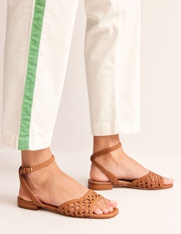Cross Strap Flat Sandals Black Boden US