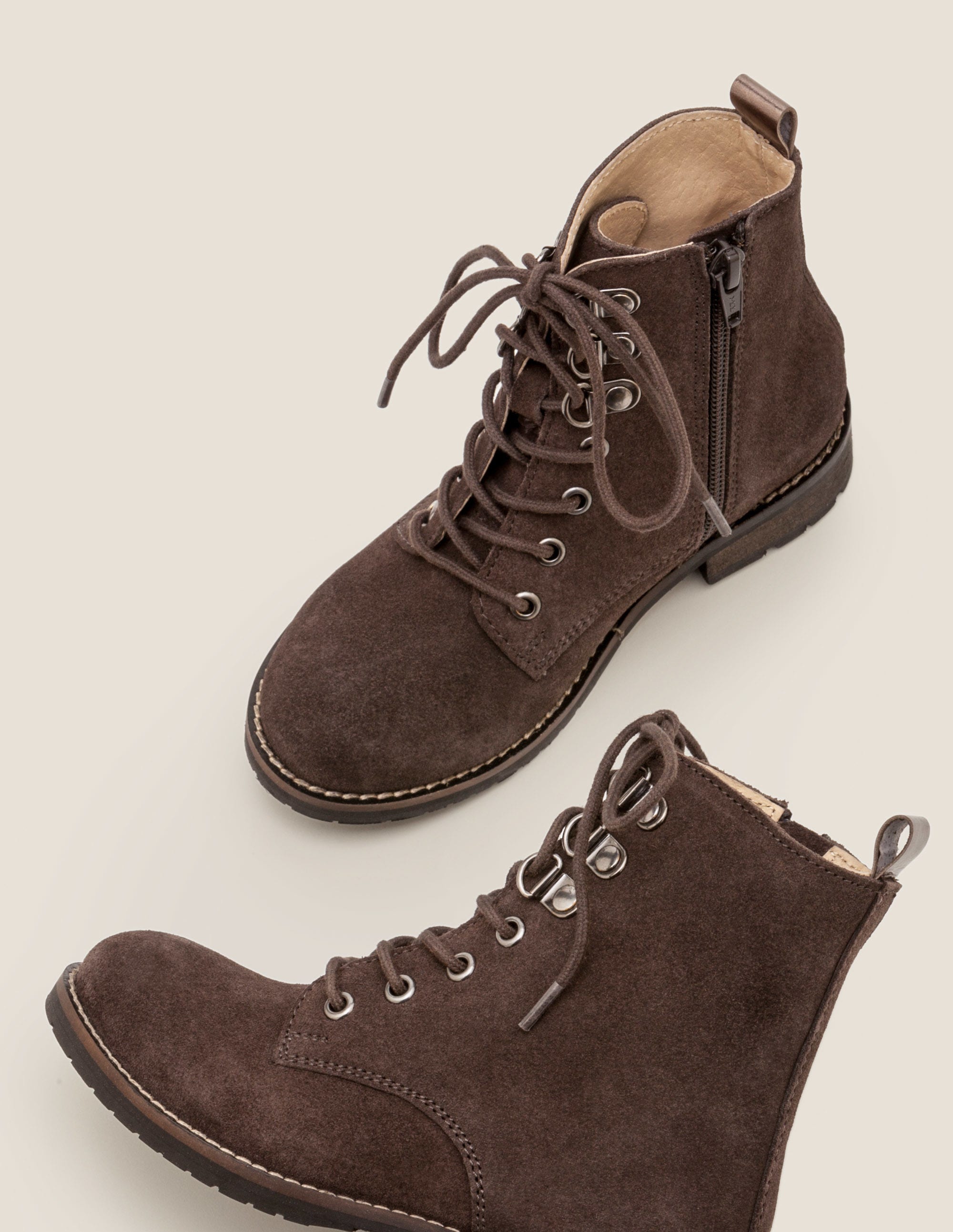 boden star boots