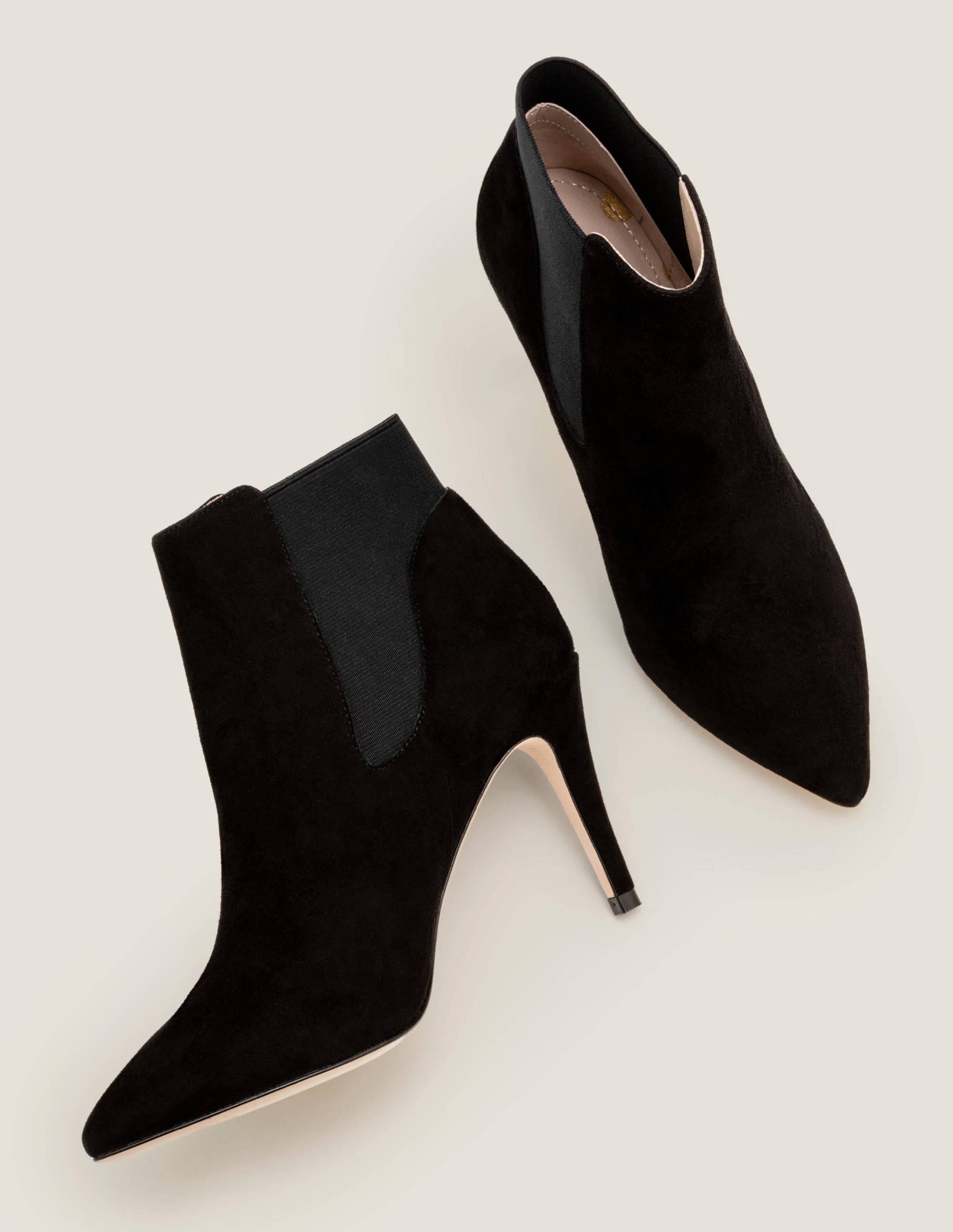 black ankle boots very