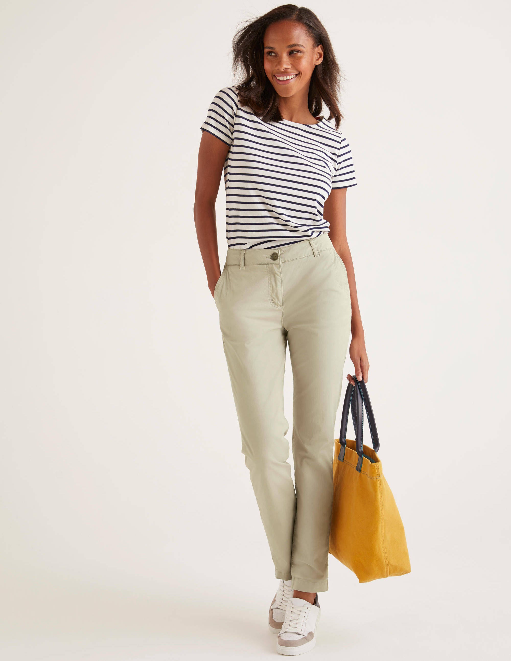 Pantalon chino Daisy LBR Femme Boden, Brown