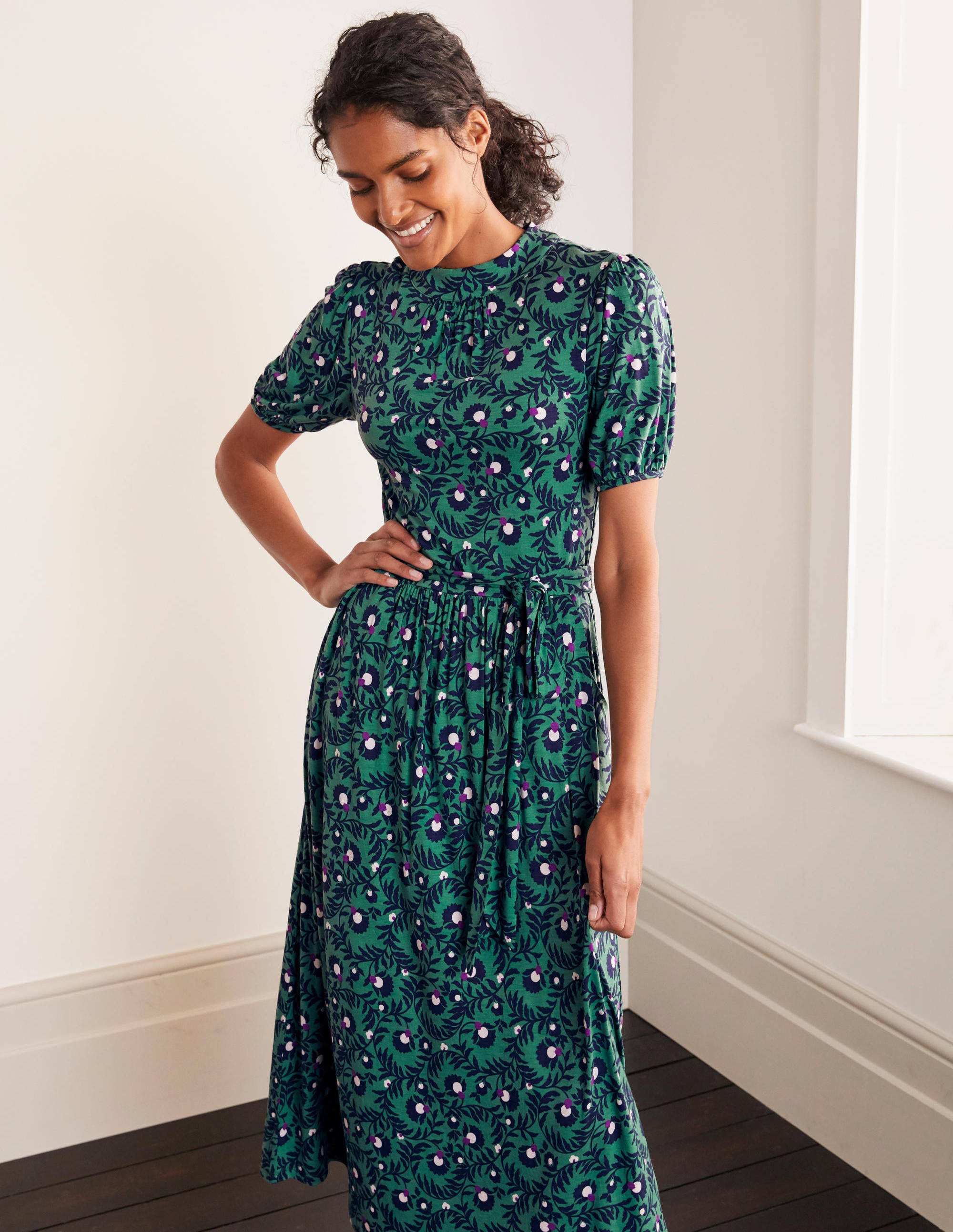 green one sleeve dress