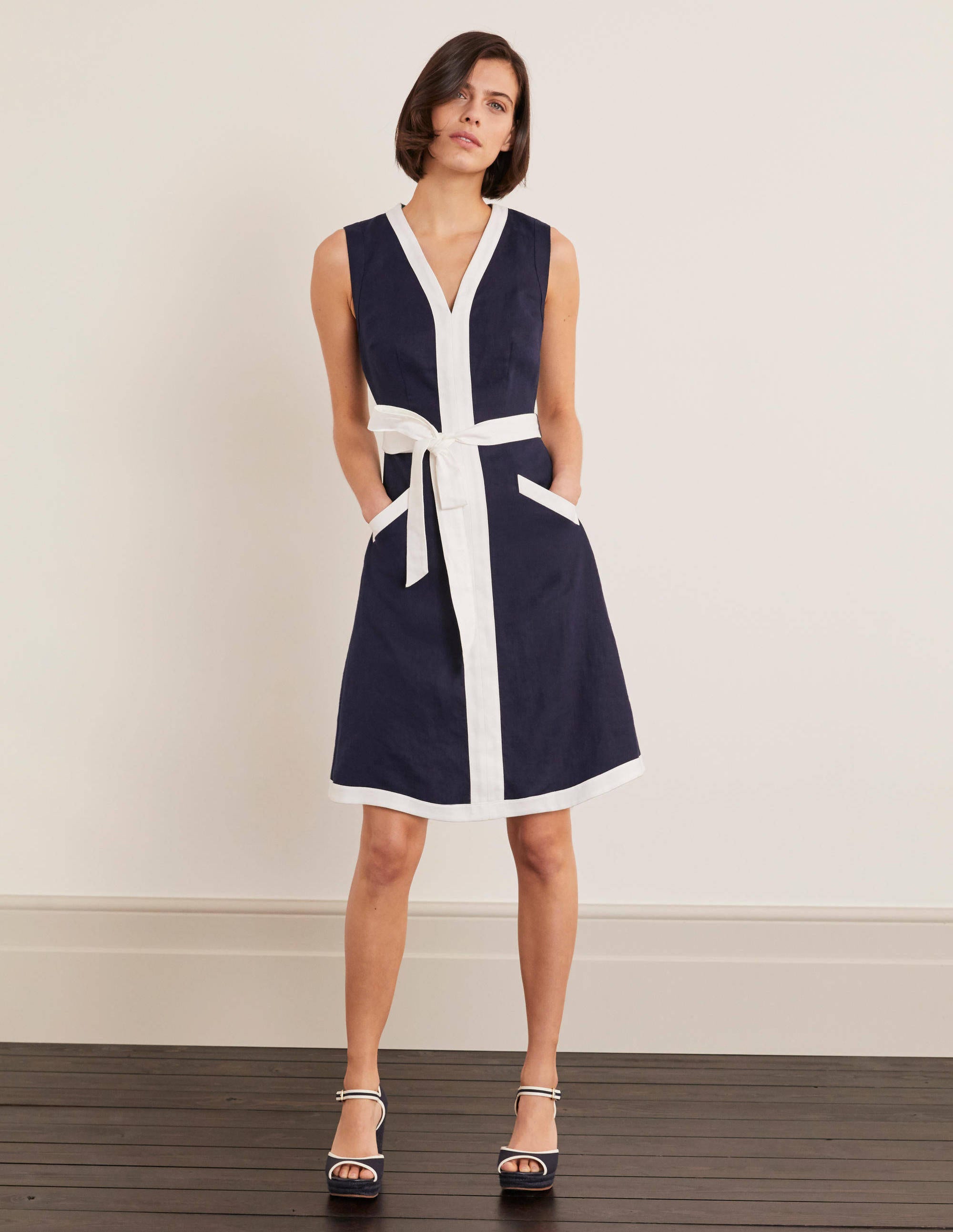 boden navy dress