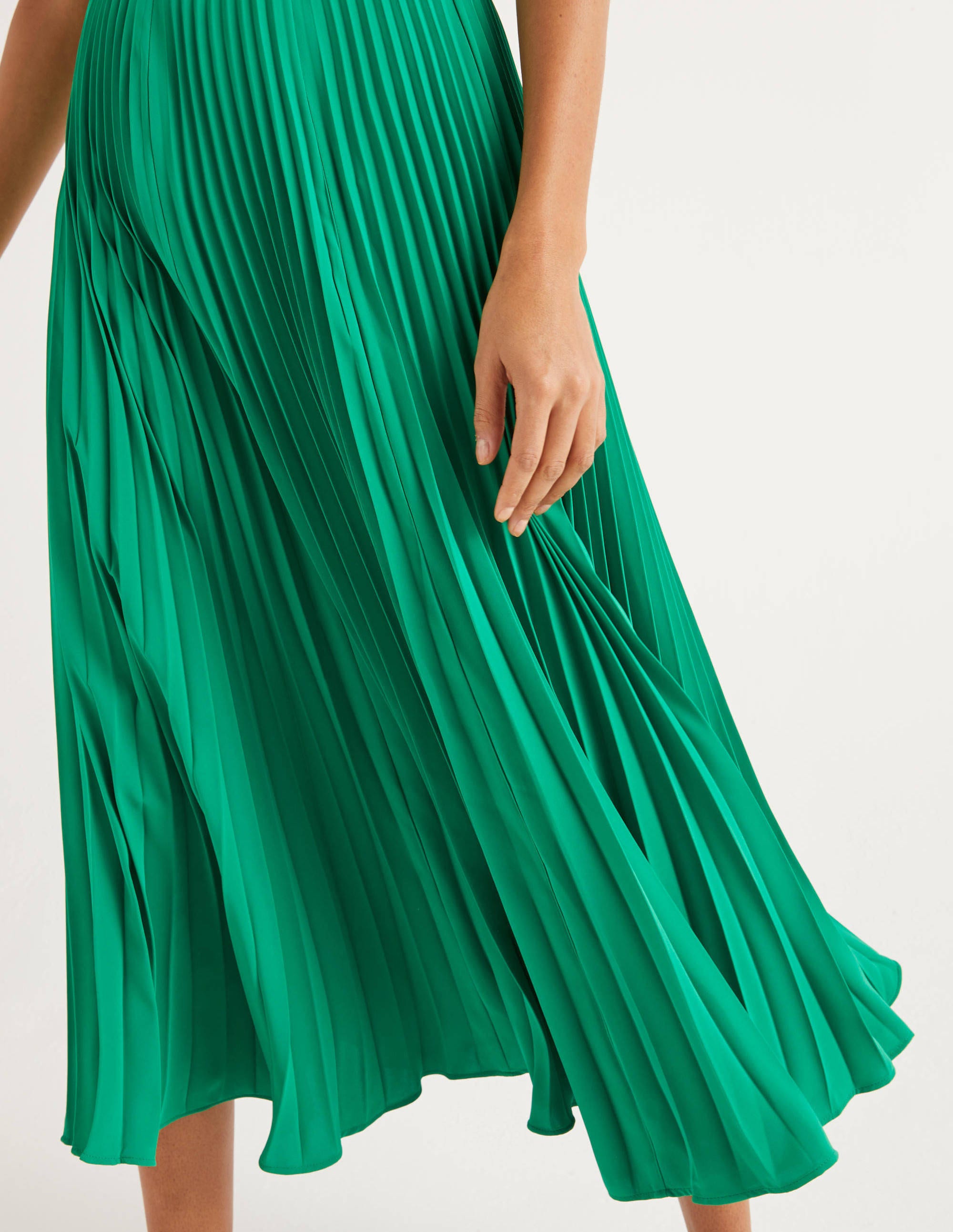 Kristen Pleated Skirt - Rich Emerald | Boden UK