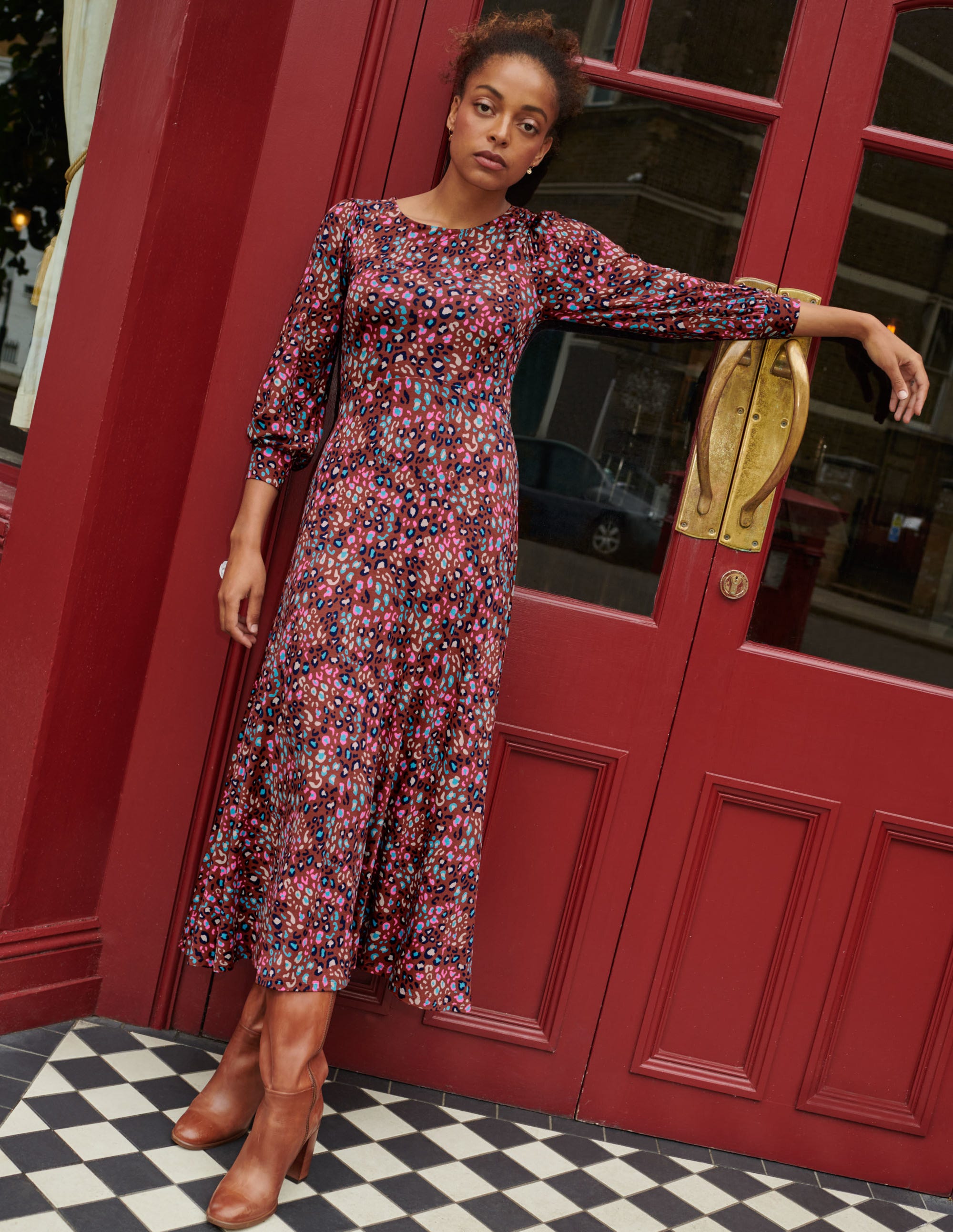 red jersey midi dress