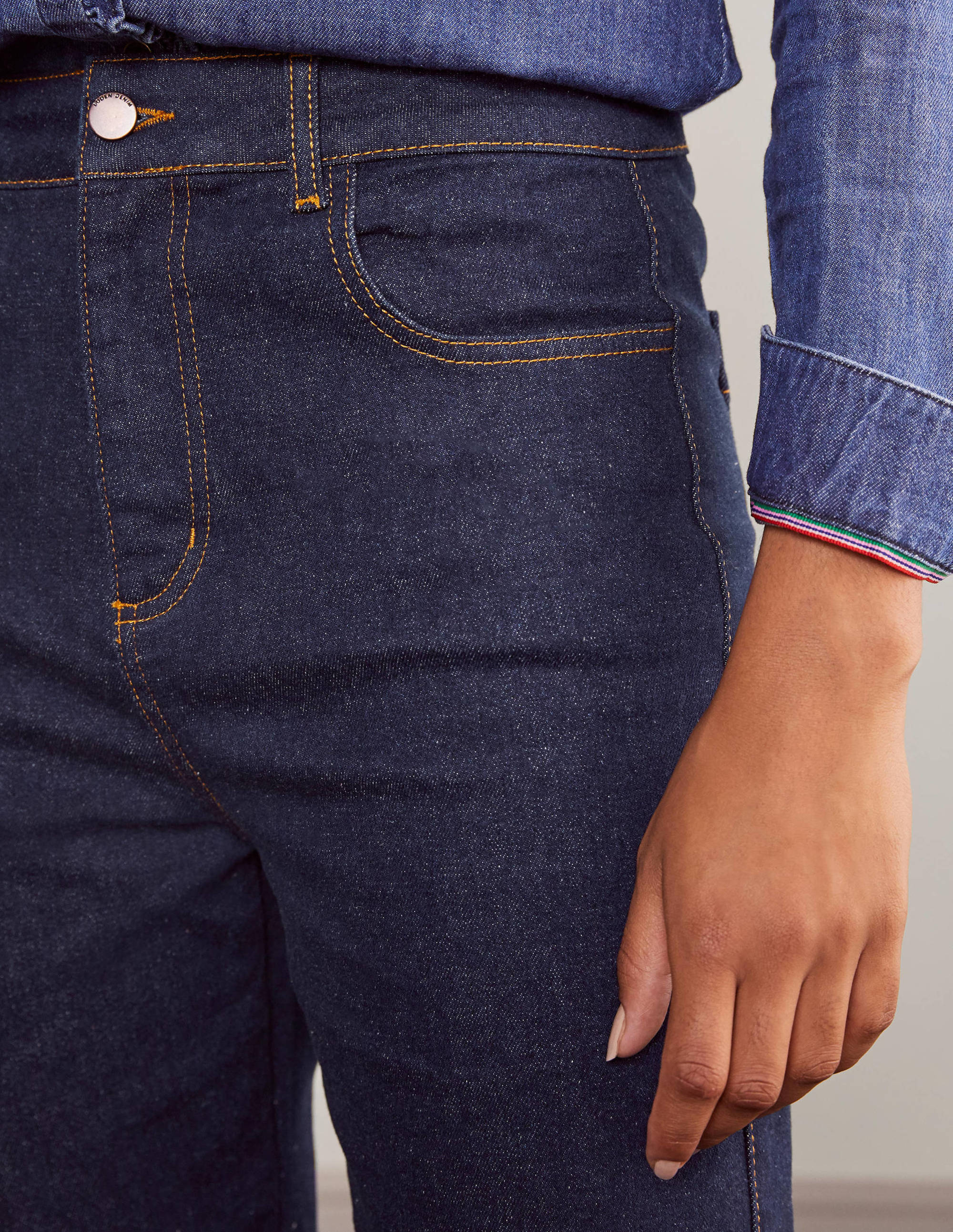 black barrel leg jeans