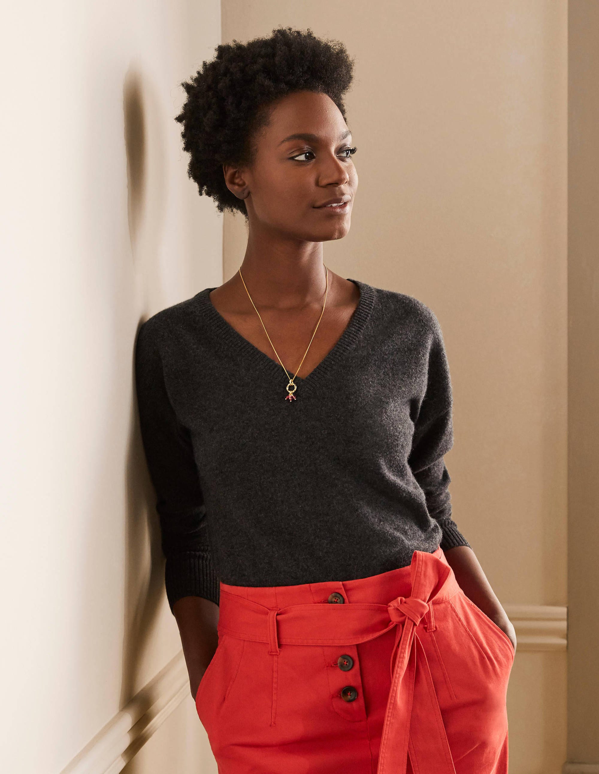Pull col V décontracté en cachemire GRY Femme Boden, Grey