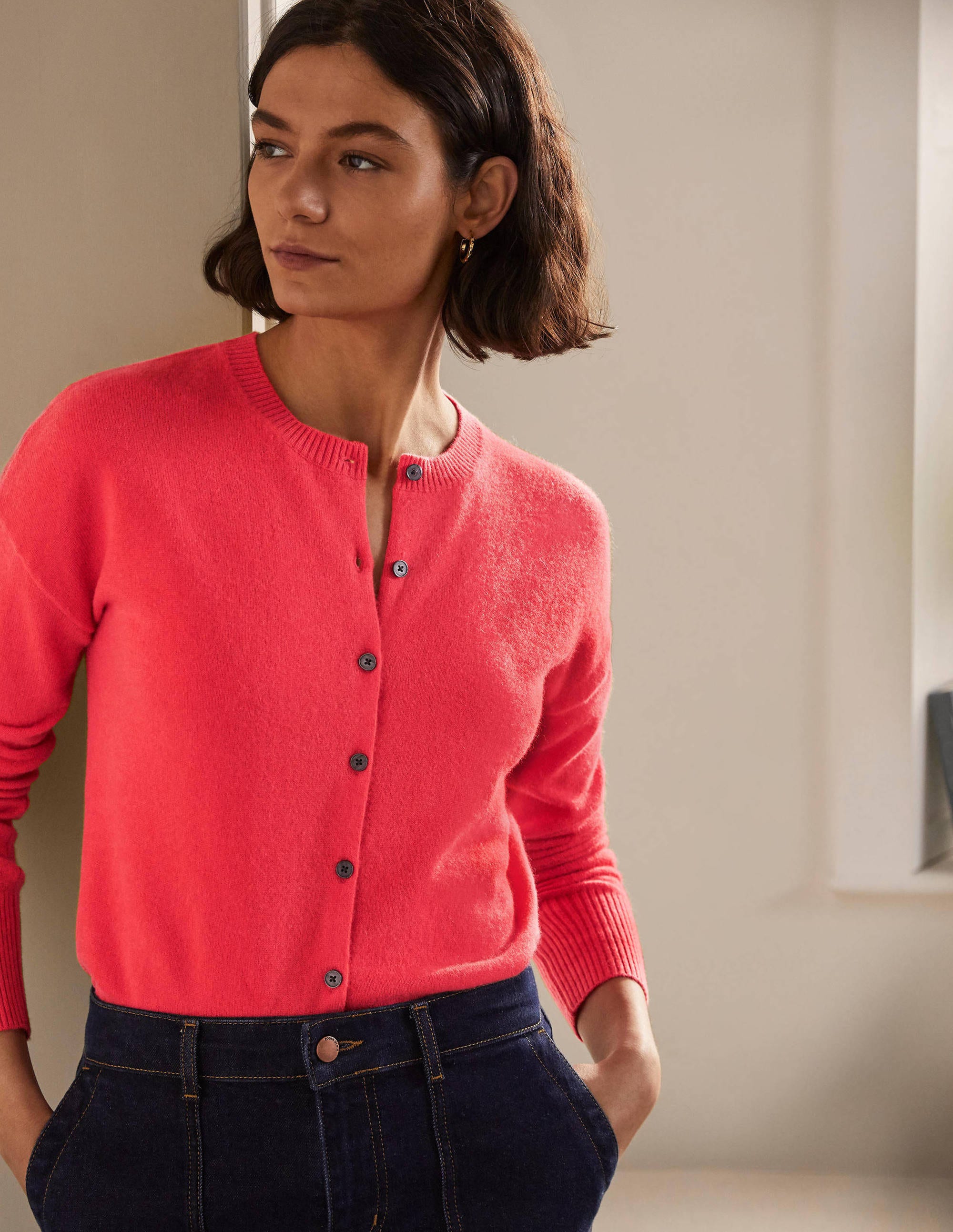 Cardigan décontracté en cachemire COR Femme Boden, Pink