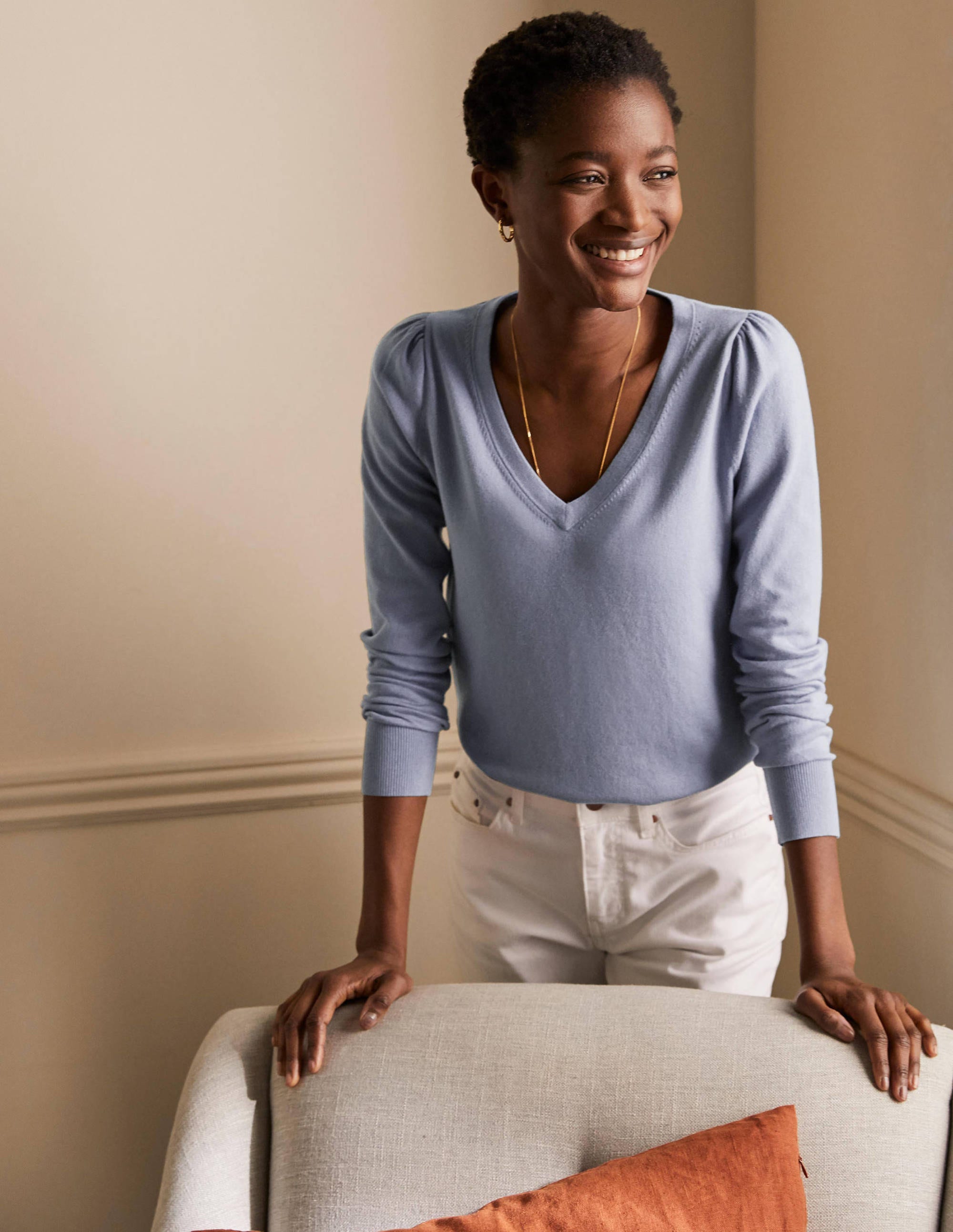 Pull col V en coton PBL Femme Boden, Blue