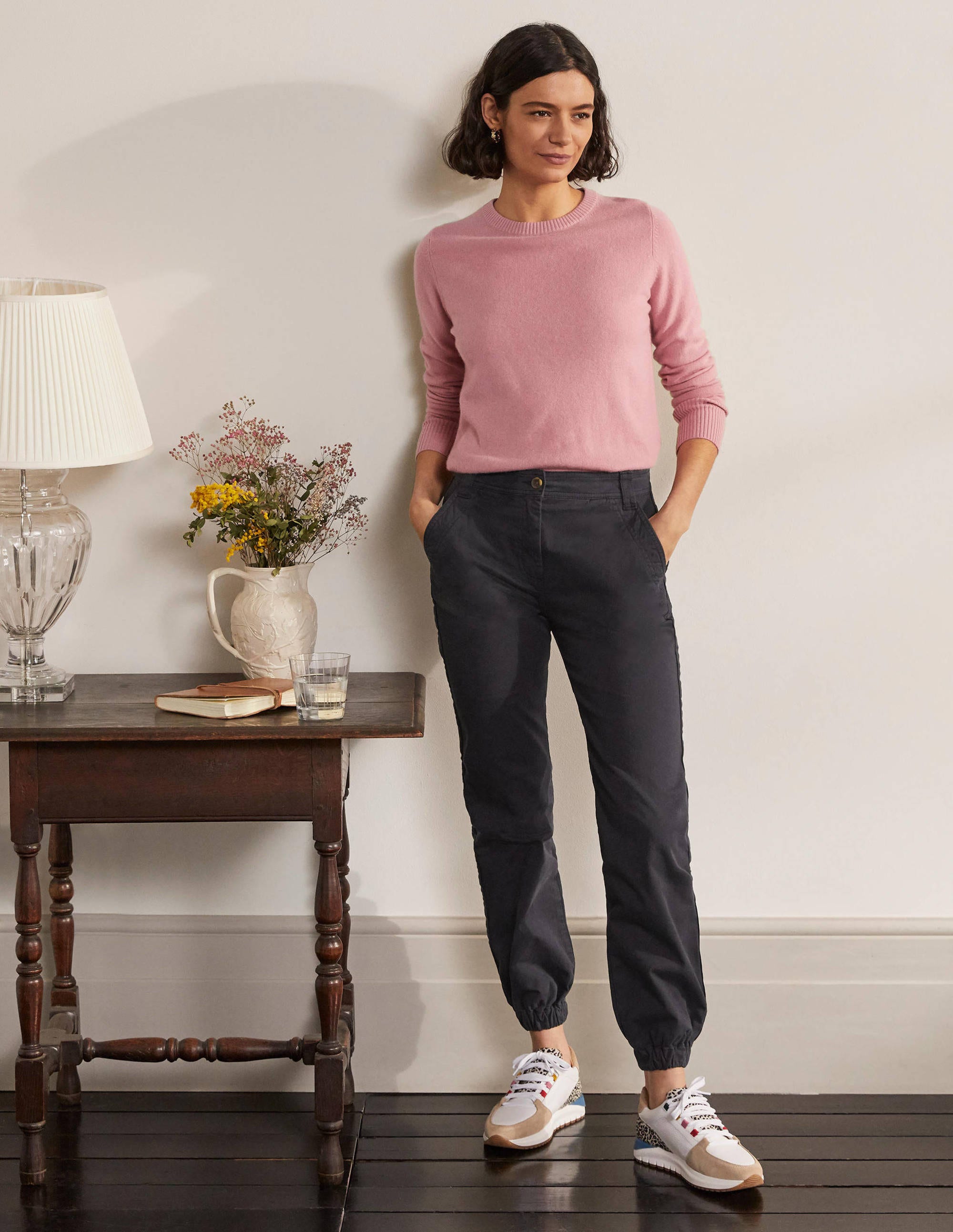 Pantalon chino Gowrie BLK Femme Boden, Noir