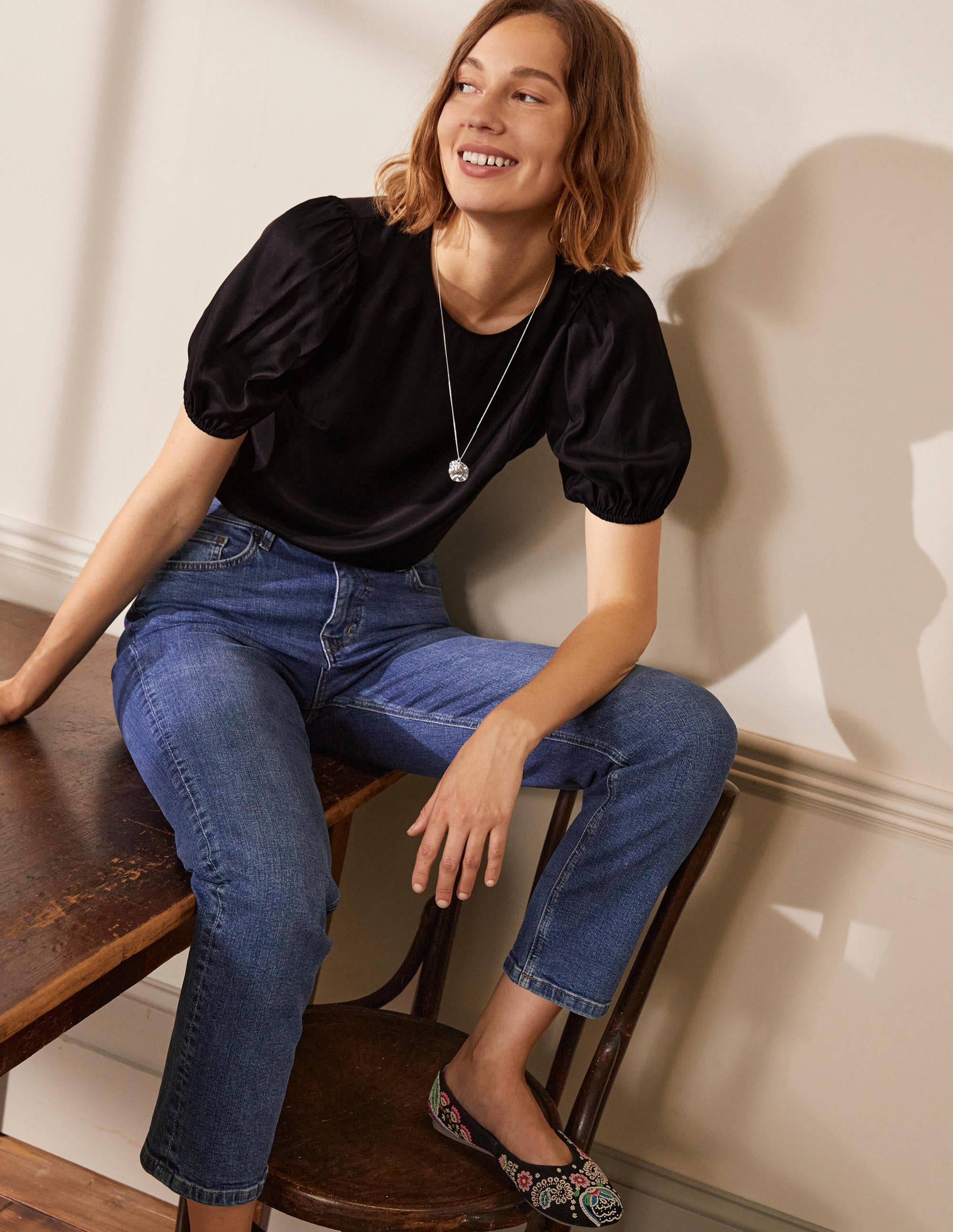 Top Adriana à manches bouffantes BLK Femme Boden, Black