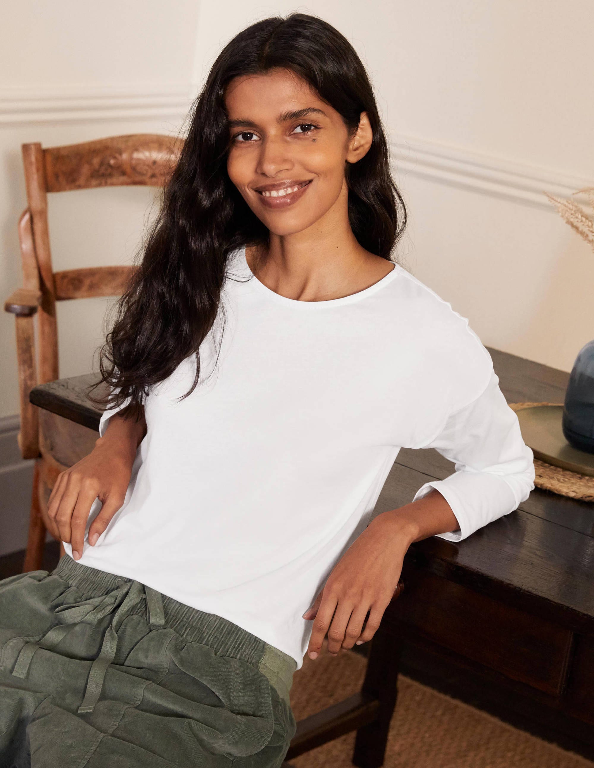 Top à épaules tombantes Supersoft WHT Femme Boden, Blanc
