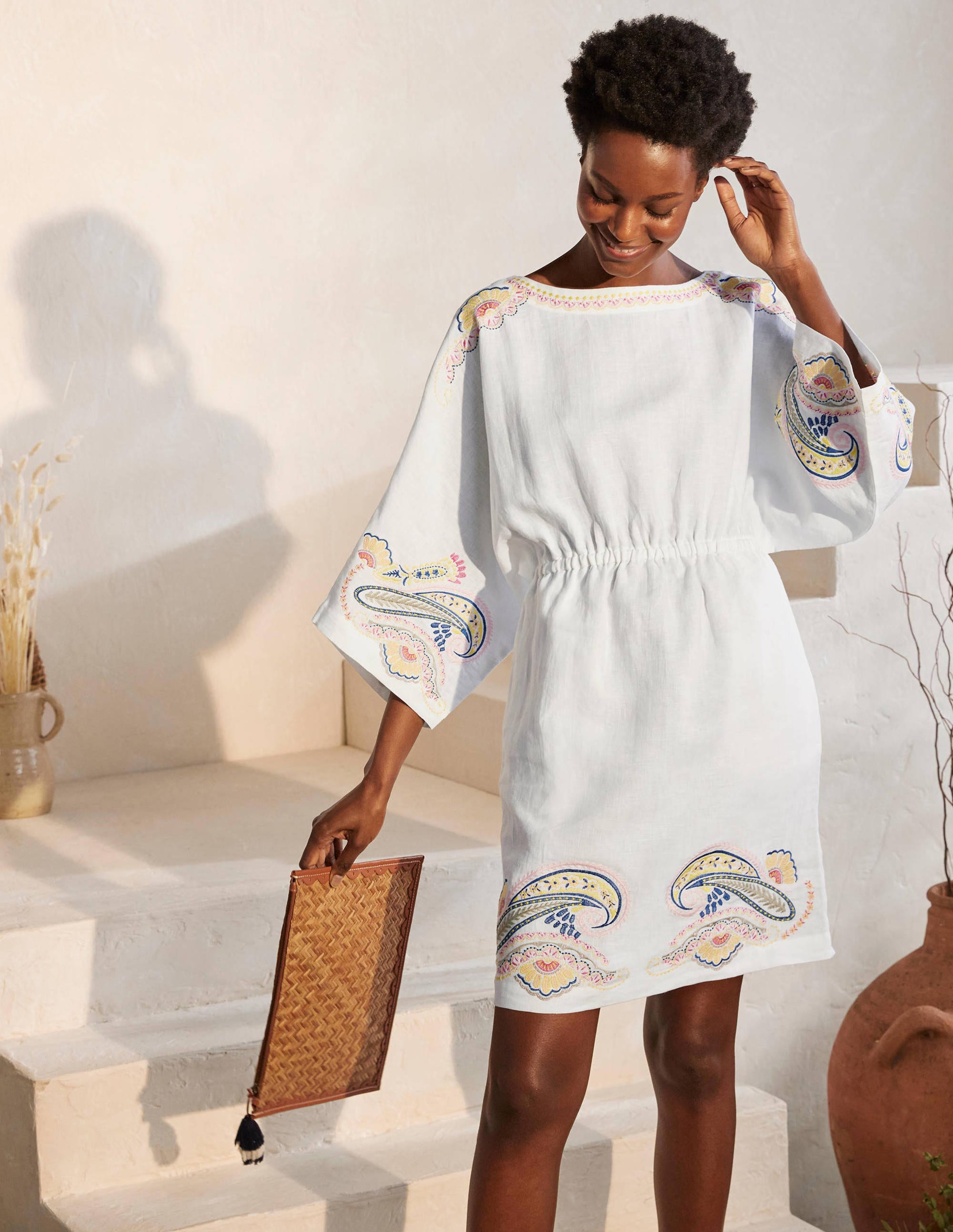 Robe Briana brodée en lin WHT Femme Boden, White
