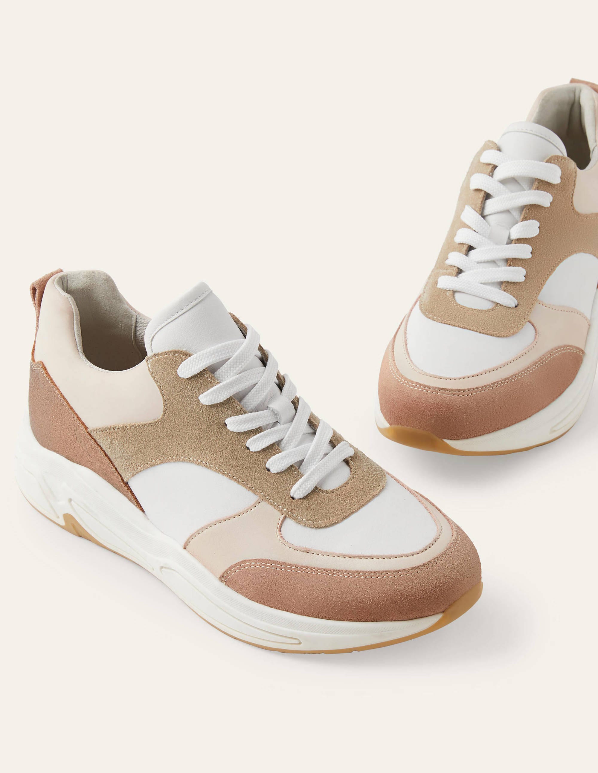 vince rhea sneakers