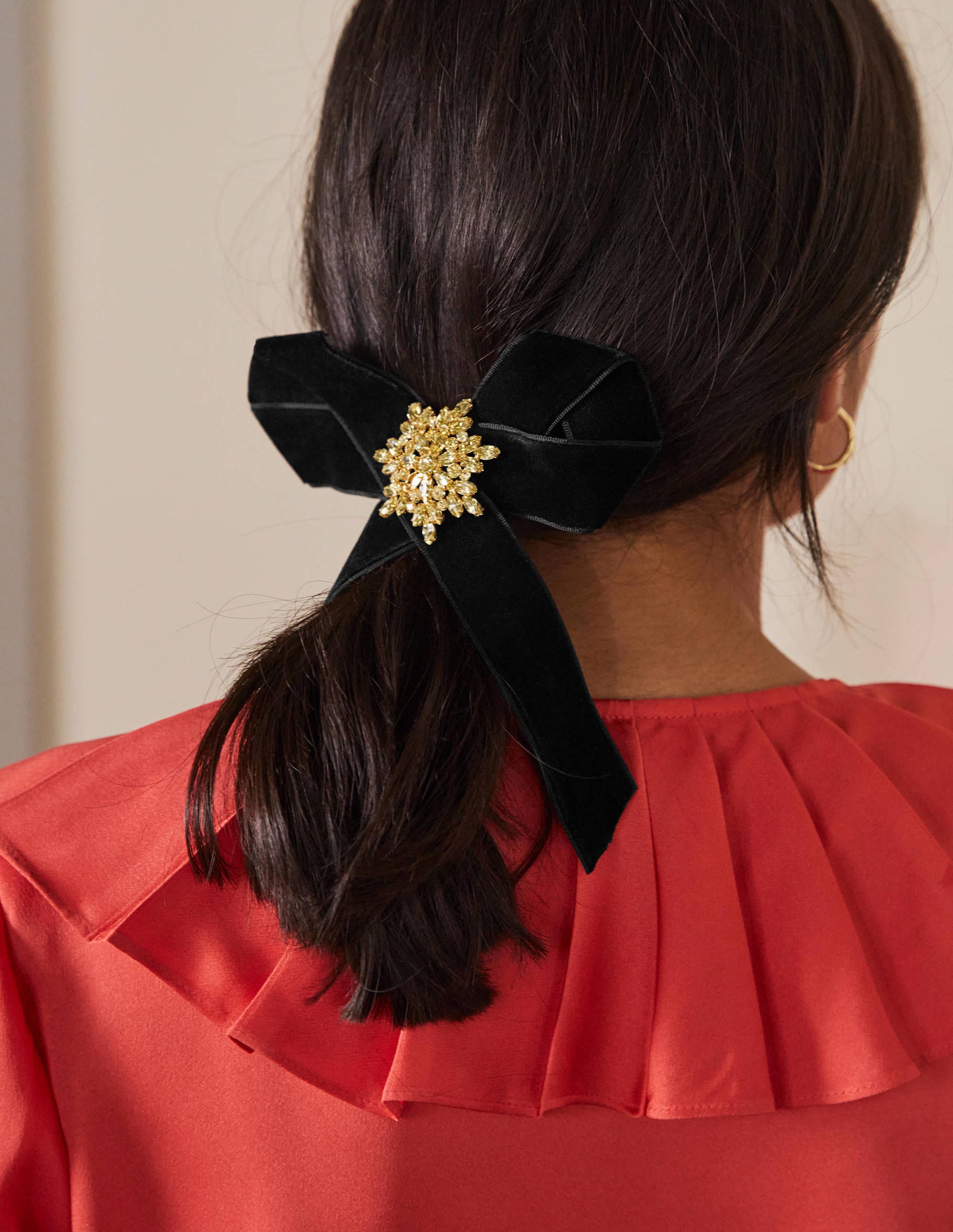 Barrette à nœud en velours BLK Femme Boden, Black