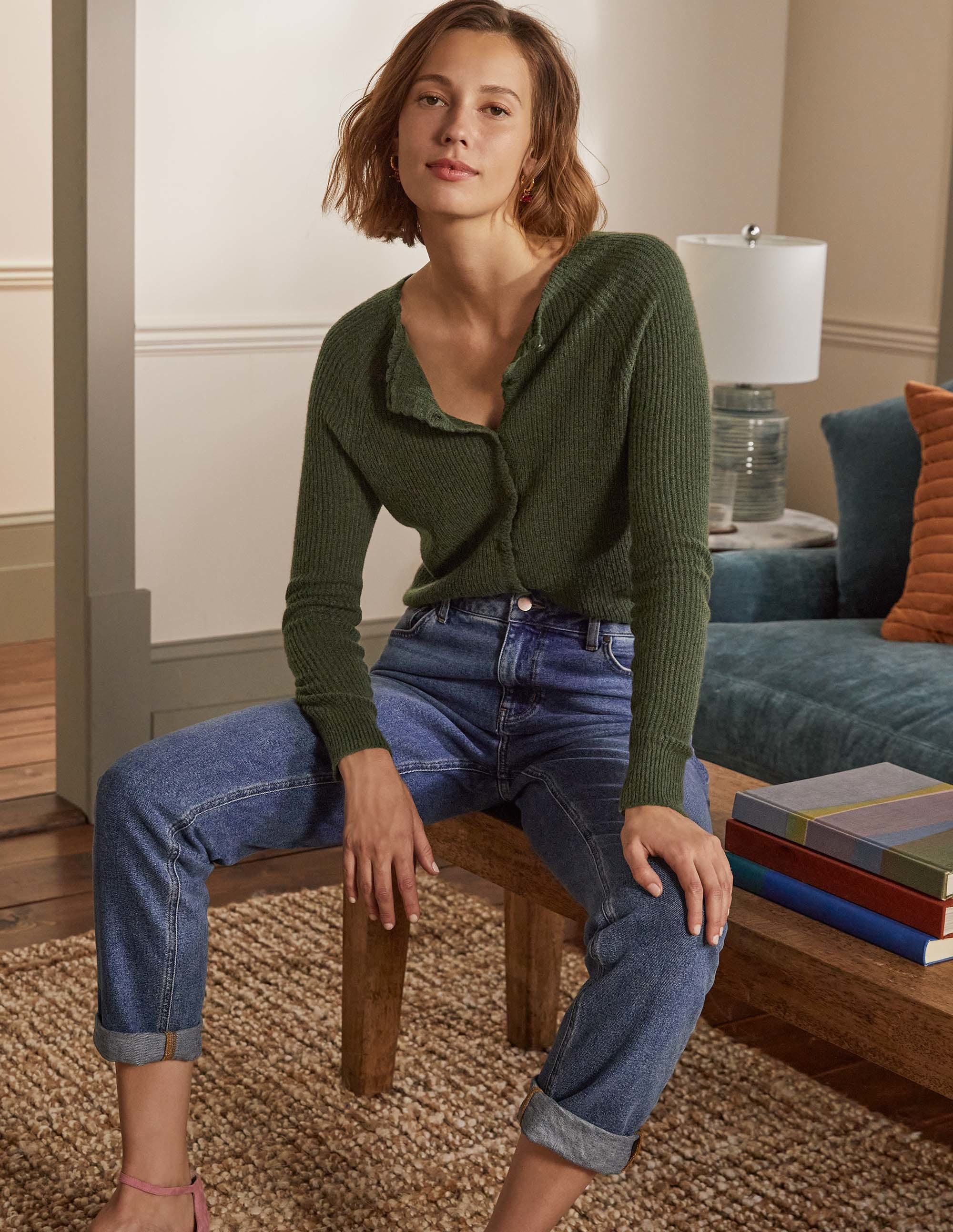 Cardigan duveteux Ella festonné KHK Femme Boden, Khaki