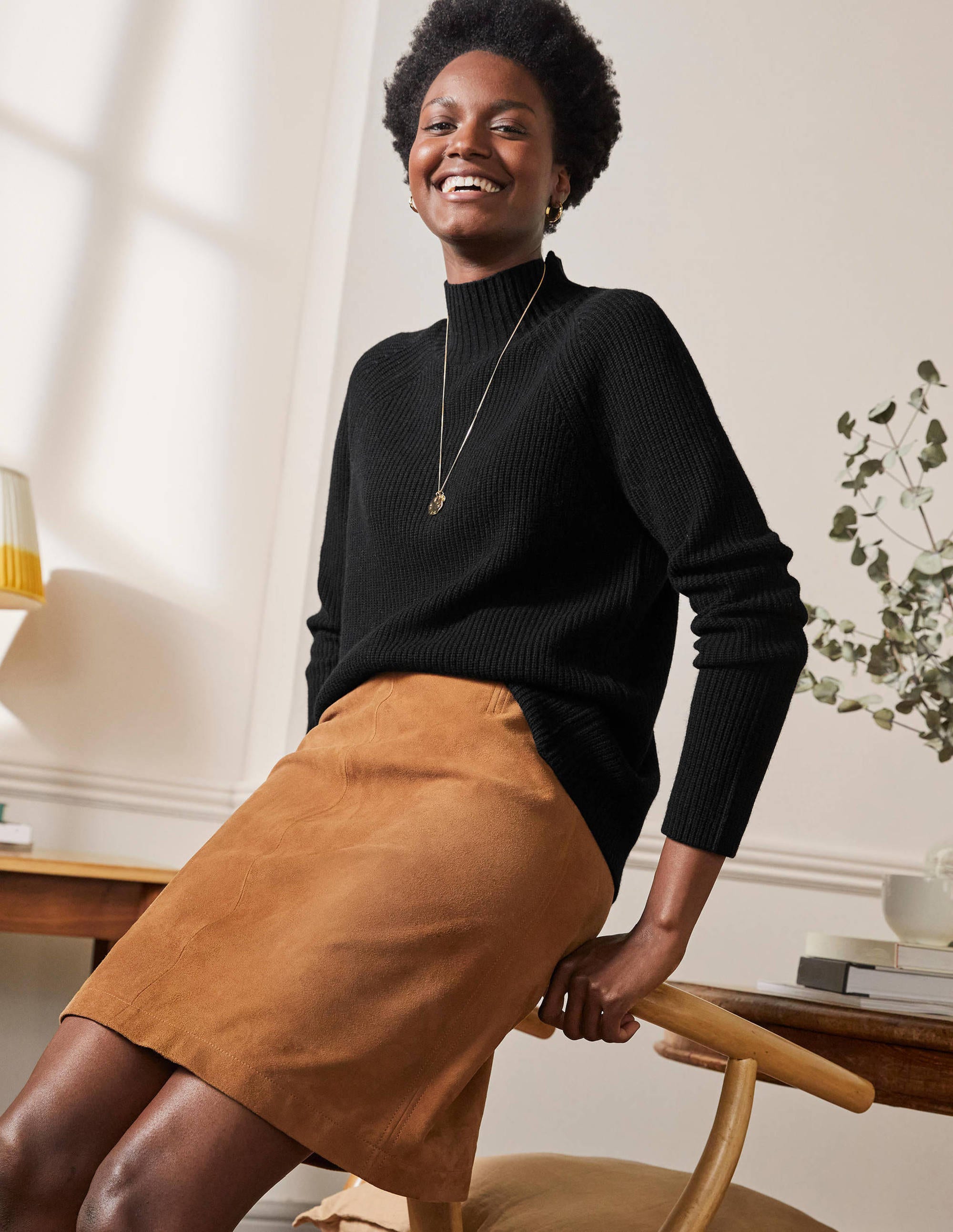 Pull côtelé Mia à col montant BLK Femme Boden, Black