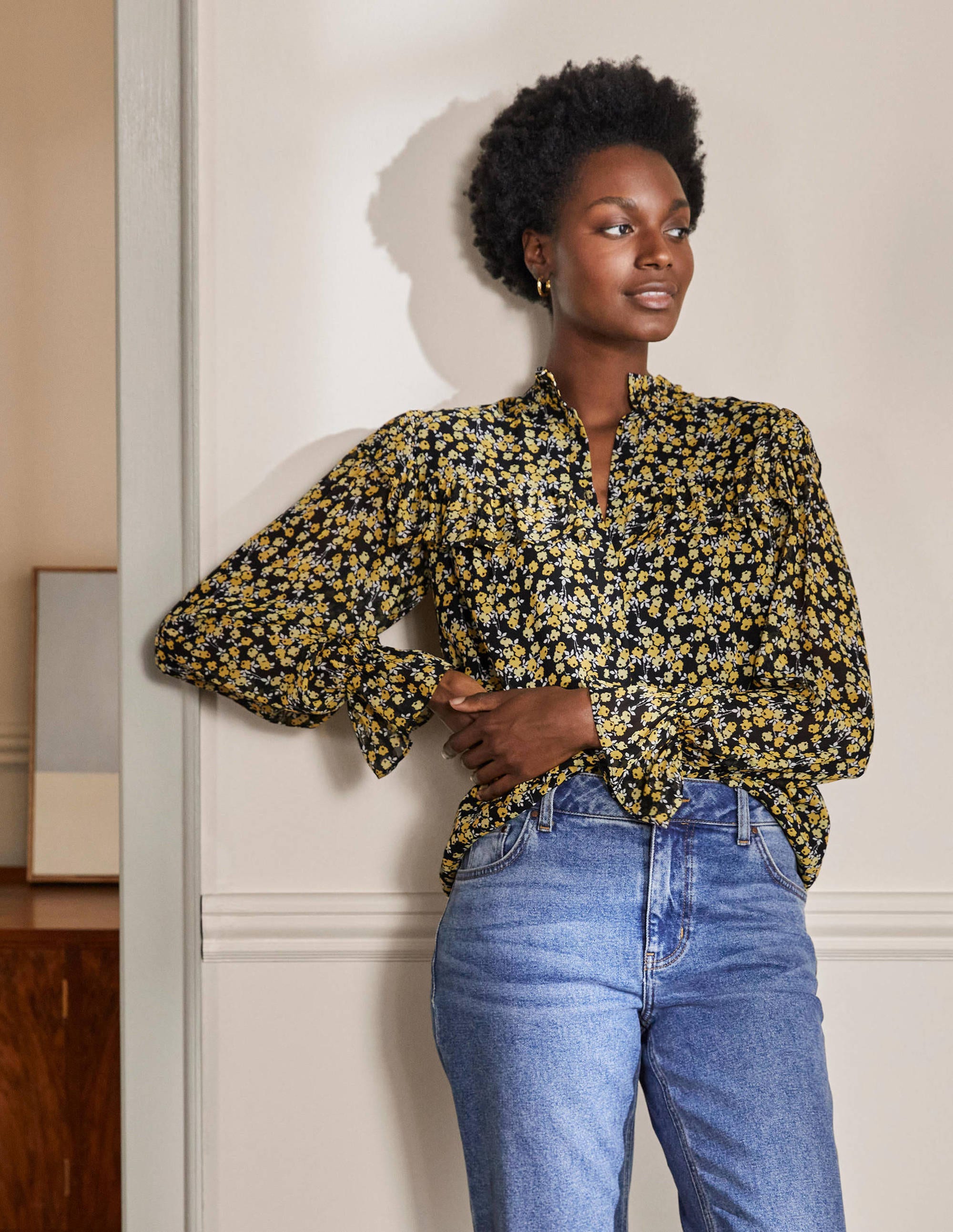 Blouse Zoe à volants BLK Femme Boden, Black